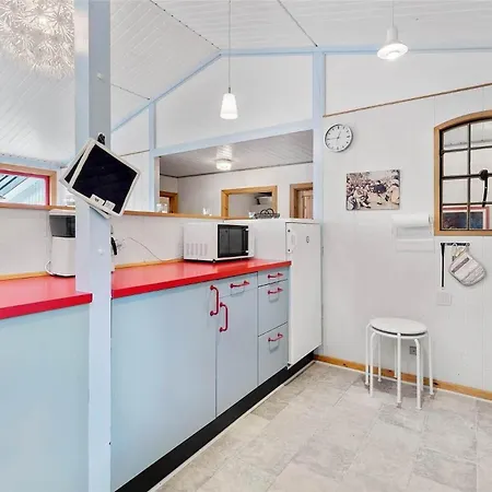 1565-aakirkeby-poserevaenget-4 *