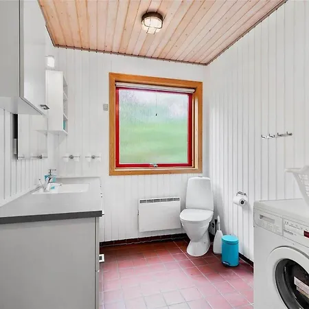 1565-aakirkeby-poserevaenget-4 * Vester Somarken